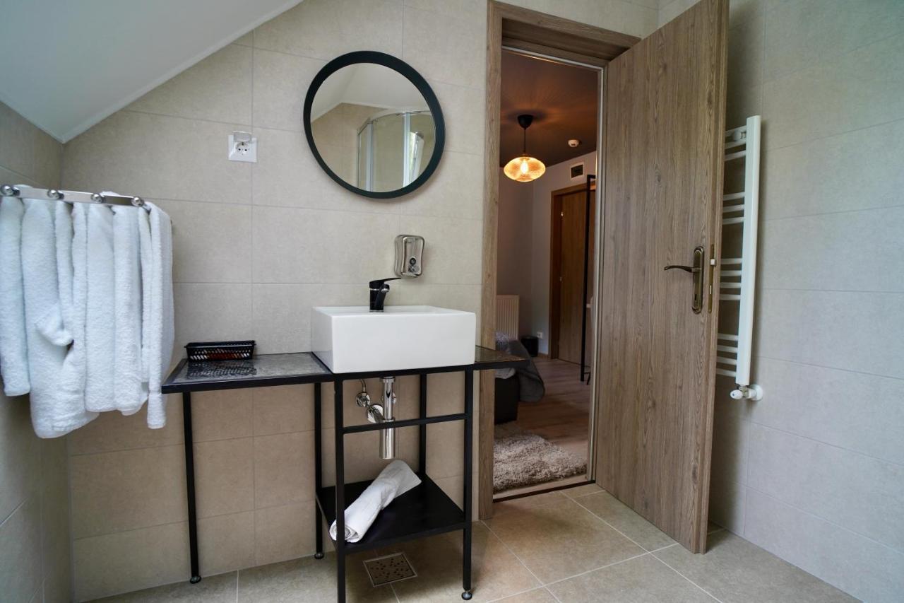 Corvin House Hotell Hunedoara Exteriör bild